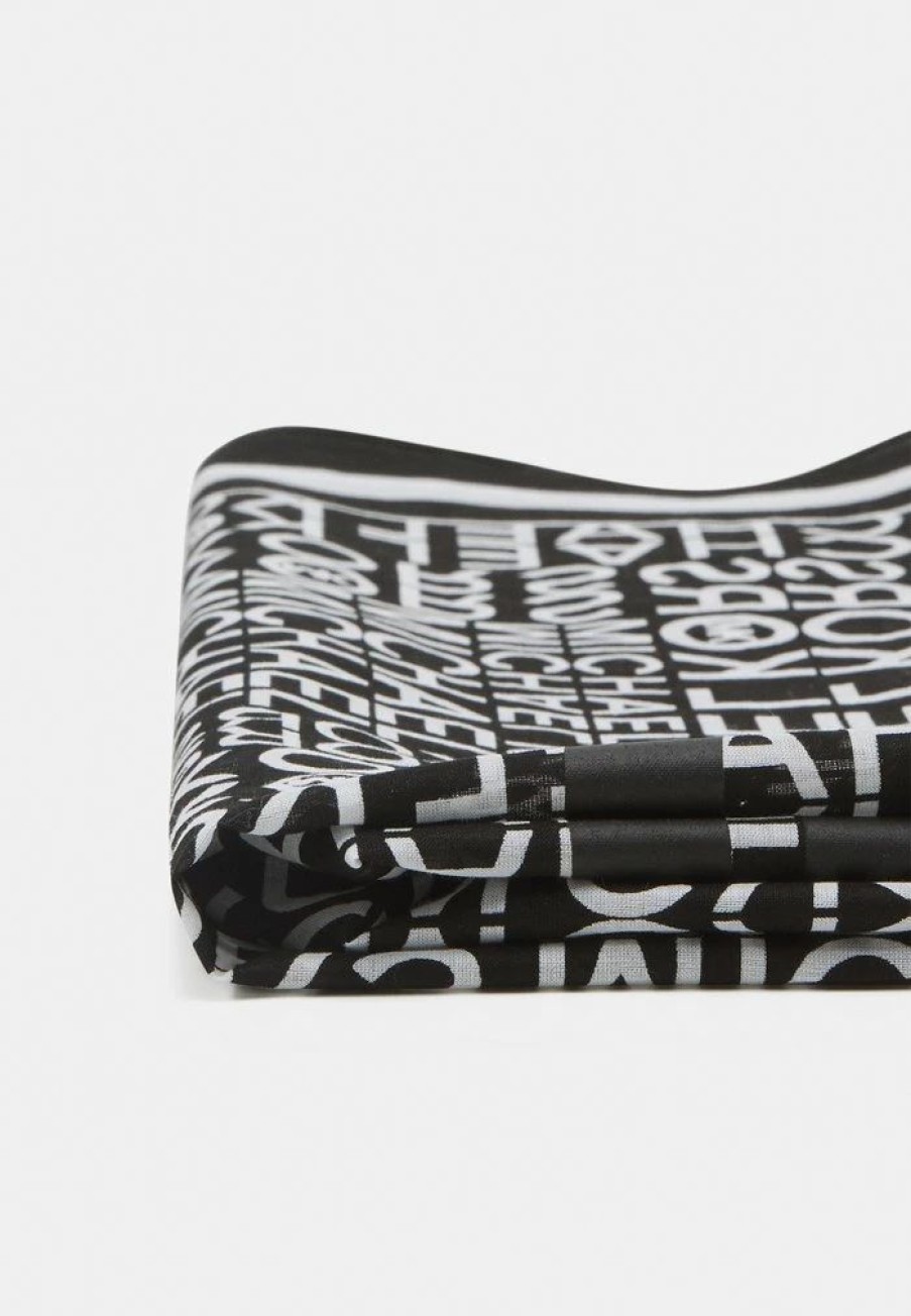 New Michael Michael Kors Logo Scarf Foulard Black/White