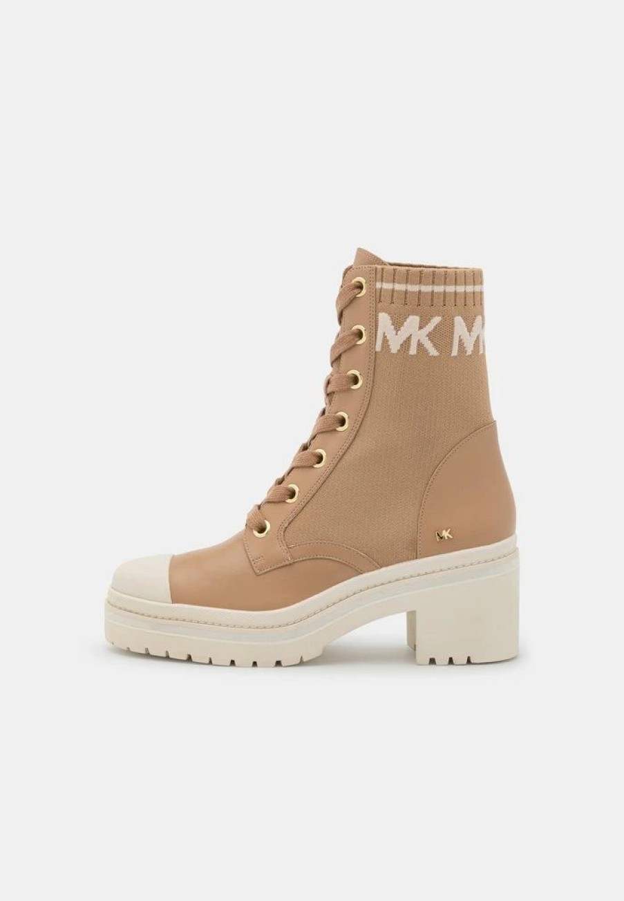 New Michael Michael Kors Brea Bootie Platform Ankle Boots Camel