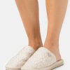 Hot Michael Michael Kors Janis Slippers Natural