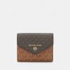 Online Michael Michael Kors Jet Set Charm Trifold Wallet Brown