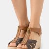 Online Michael Michael Kors Berkley Wedge Platform Sandals Brown/Acorn