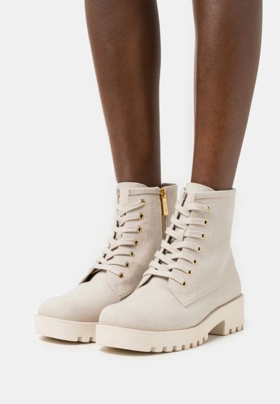 Clearance Michael Michael Kors Jax Bootie Lace-Up Ankle Boots Light Sand