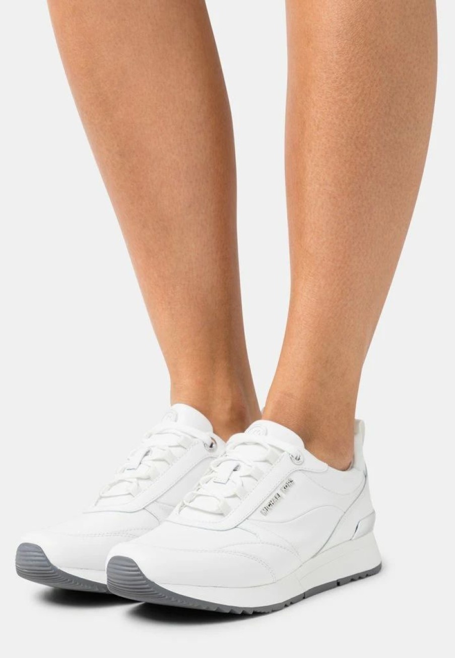 Clearance Michael Michael Kors Allie Stride Trainer Trainers Optic White