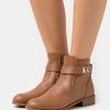 Online Michael Michael Kors Jilly Flat Bootie Ankle Boots Luggage