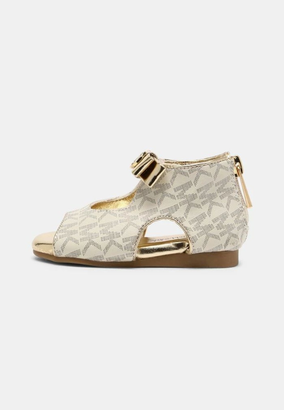 Clearance Michael Michael Kors Tilly Dahnia 2 Sandals Vanilla