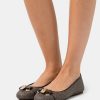 New Michael Michael Kors Alice Ballet Ballet Pumps Brown