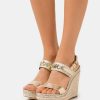 Wholesale Michael Michael Kors Farrah Wedge Platform Sandals Pale Gold