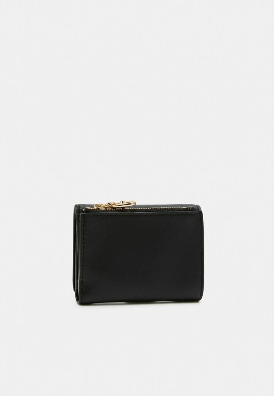 Online Michael Michael Kors Parker Flap Trifold Wallet Black